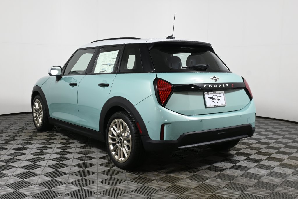 Thumbnail: 2027 MINI Cooper - 5