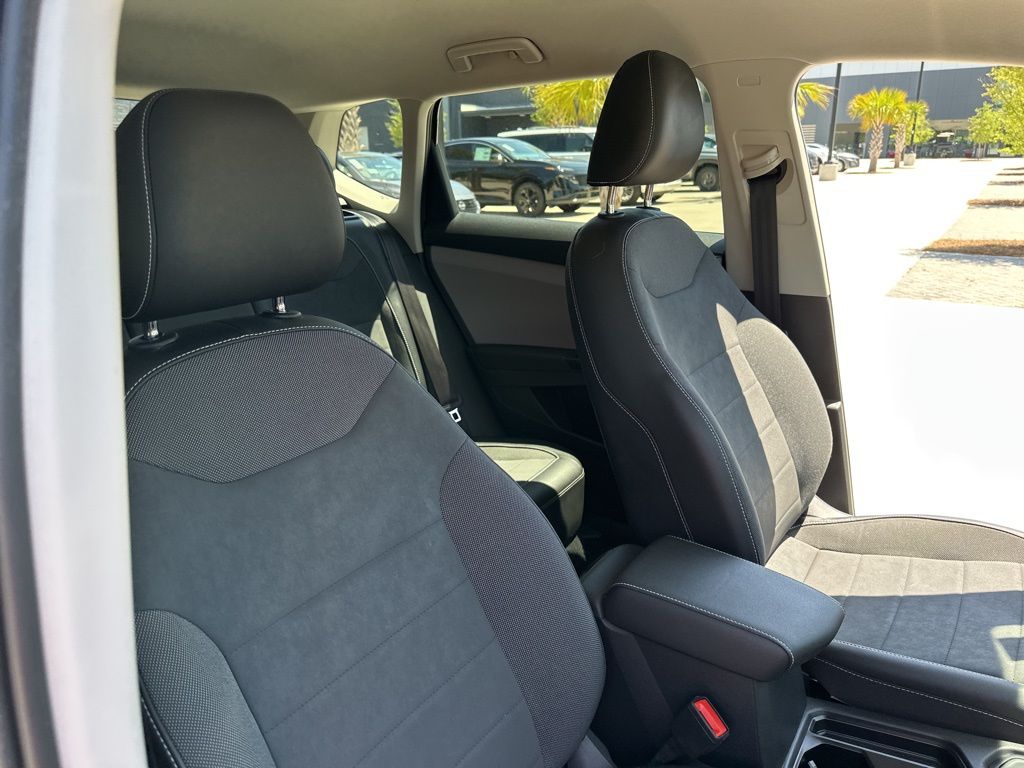 2022 Gray Volkswagen Taos 1.5T SE FWD SUV