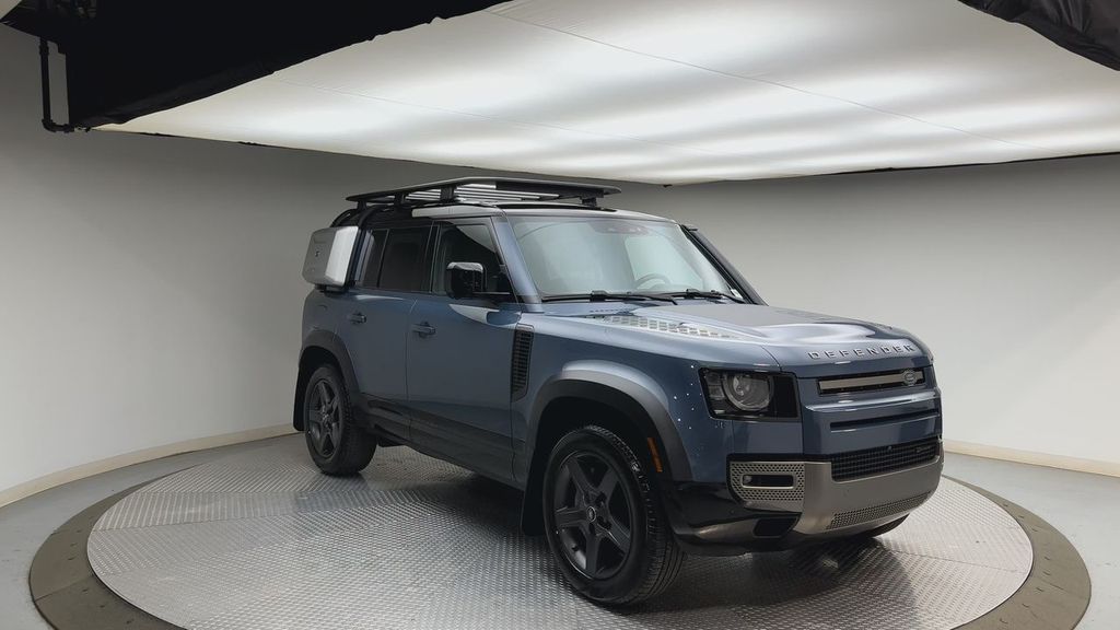 Thumbnail: 2023 Land Rover Defender - 8