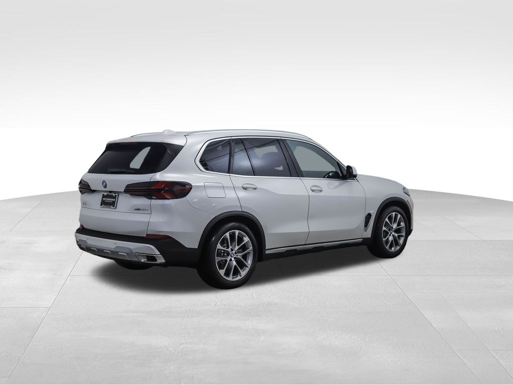 2025 BMW X5 xDrive50e 5