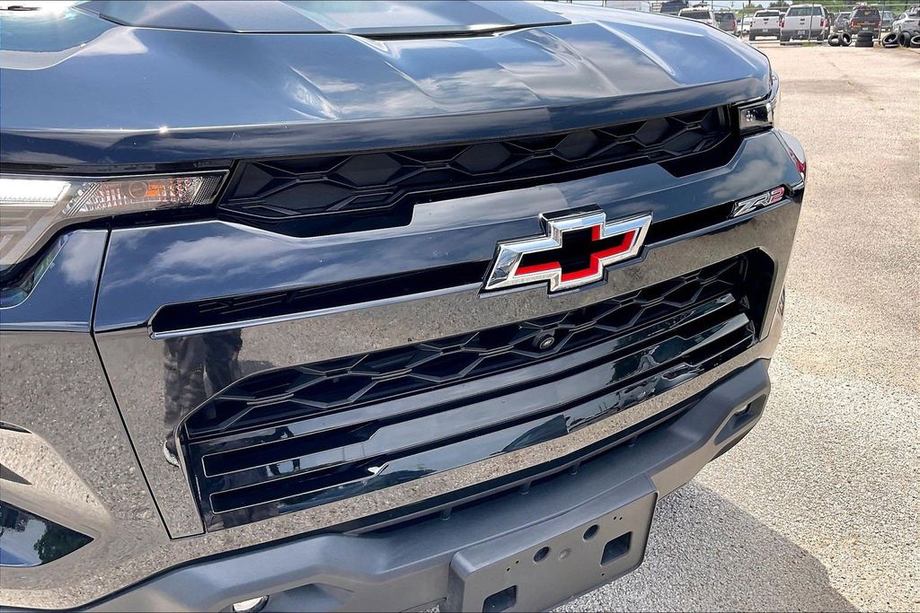 Used 2025 Chevrolet Colorado ZR2 4D Crew Cab
