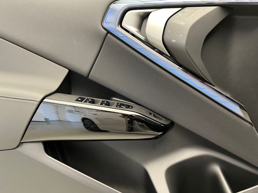 Thumbnail: 2026 BMW X3 - 19