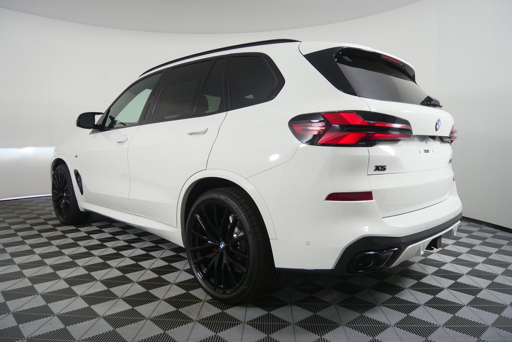 Thumbnail: 2026 BMW X5 - 5