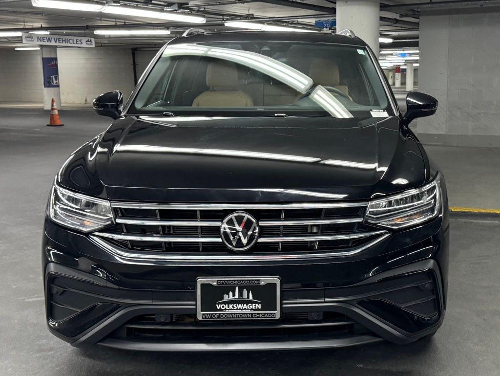 2023 Volkswagen Tiguan 2.0T SE 32