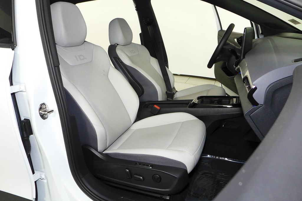 Thumbnail: 2021 Volkswagen ID.4 - 19