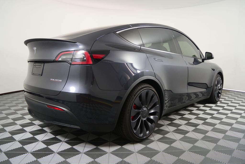 2024 Tesla Model Y Performance 3