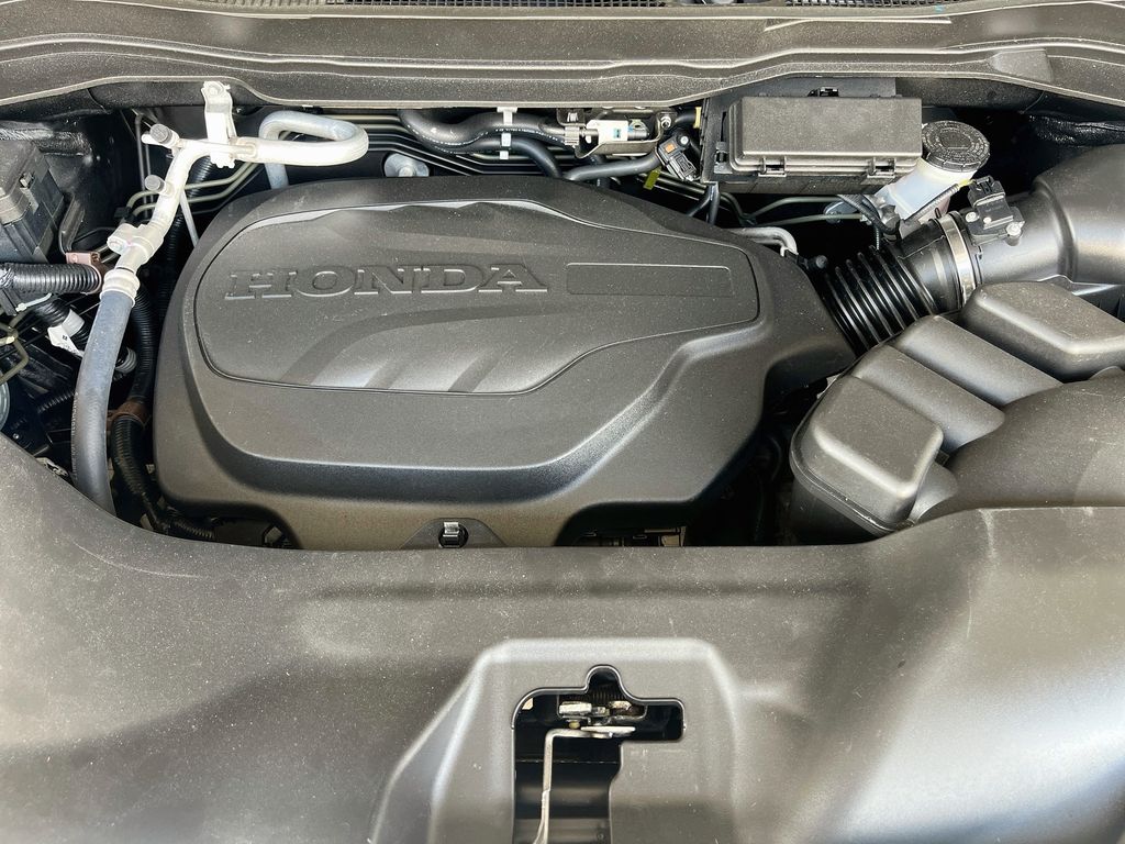 Used 2025 Black Honda RTL image 30