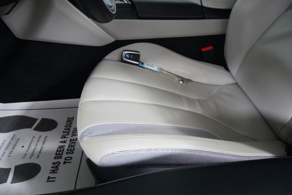 2015 BMW   12