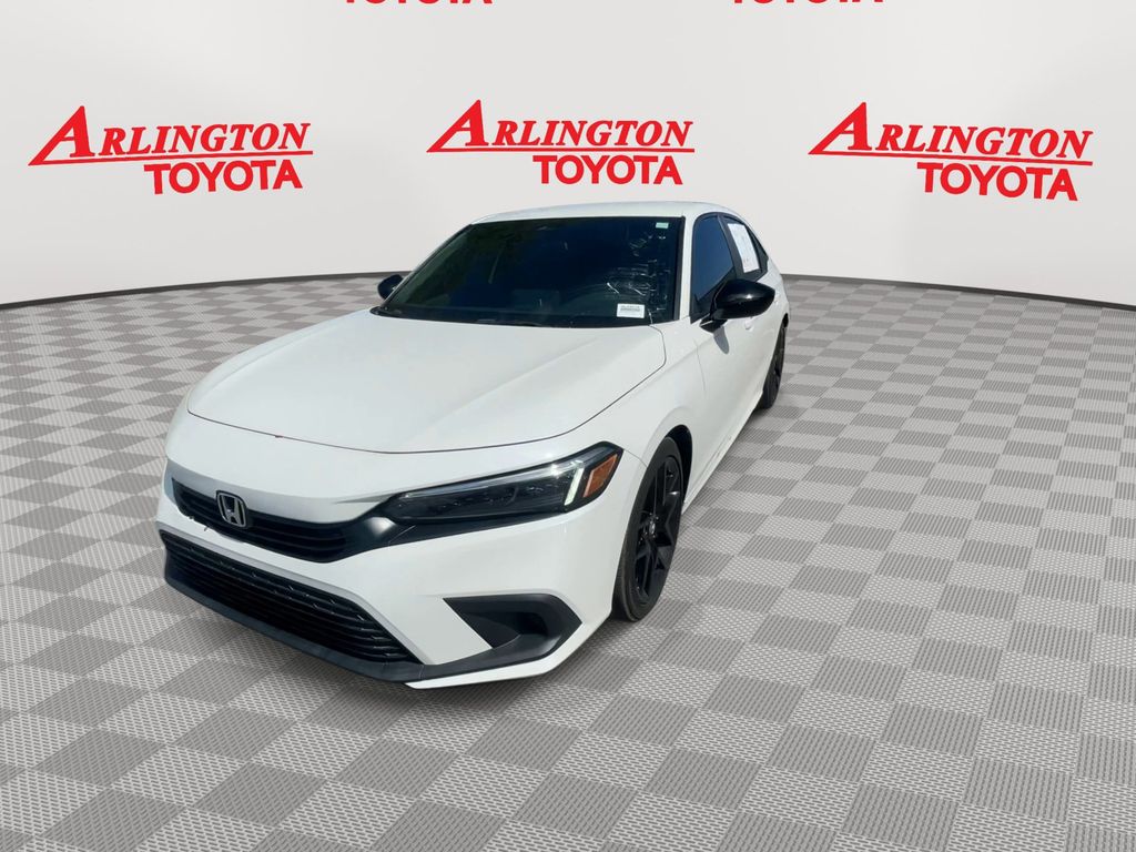 View vehicle photo 5