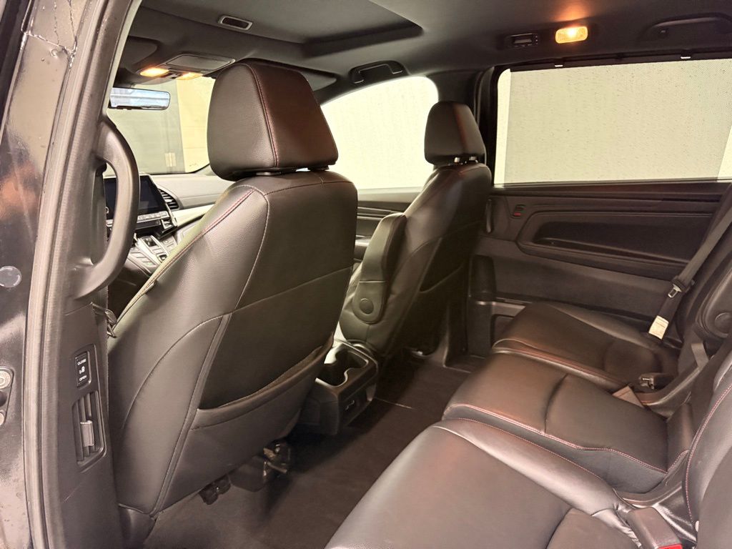 Thumbnail: 2023 Honda Odyssey - 19