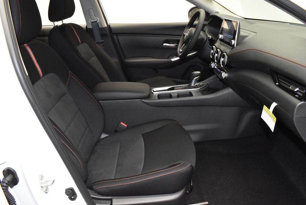 Thumbnail: 2025 Nissan Sentra - 25