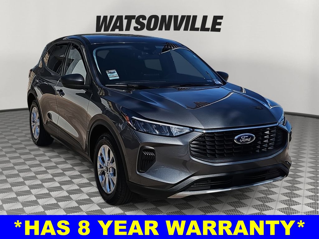Carbonized Gray Metallic 2025 Ford Escape Active FWD SUV / Crossover Front-Wheel Drive 8-Speed Automatic