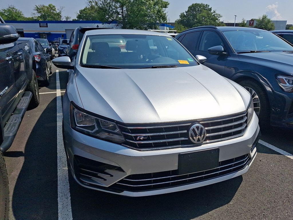 Thumbnail: 2017 Volkswagen Passat - 3