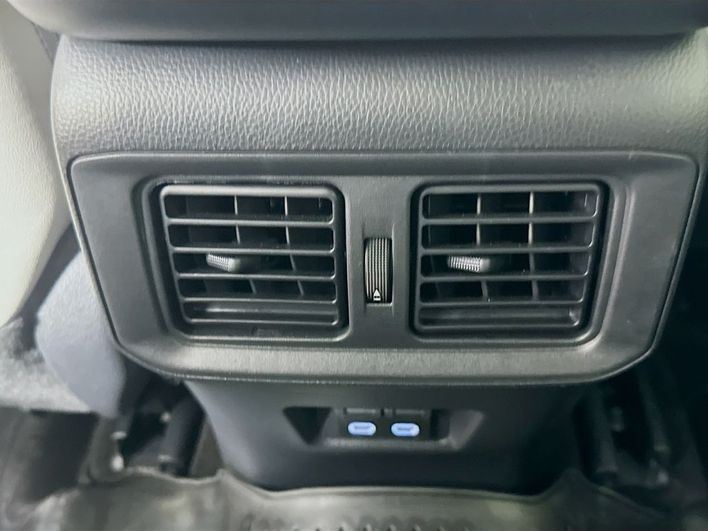 Thumbnail: 2023 Toyota RAV4 - 25