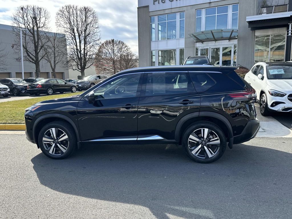 Thumbnail: 2022 Nissan Rogue - 14