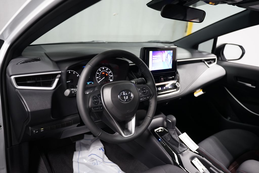 Thumbnail: 2025 Toyota Corolla - 11