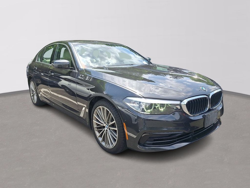 Thumbnail: 2020 BMW 5 Series - 3