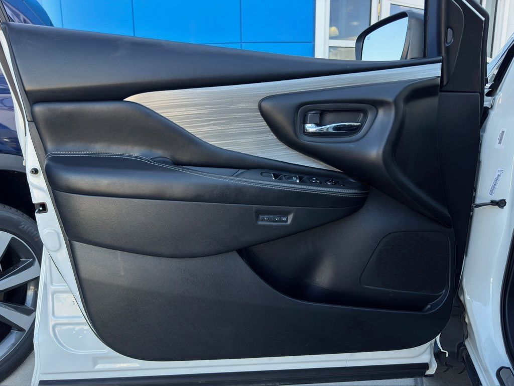 2017 Nissan Murano Platinum White at Westside Lexus