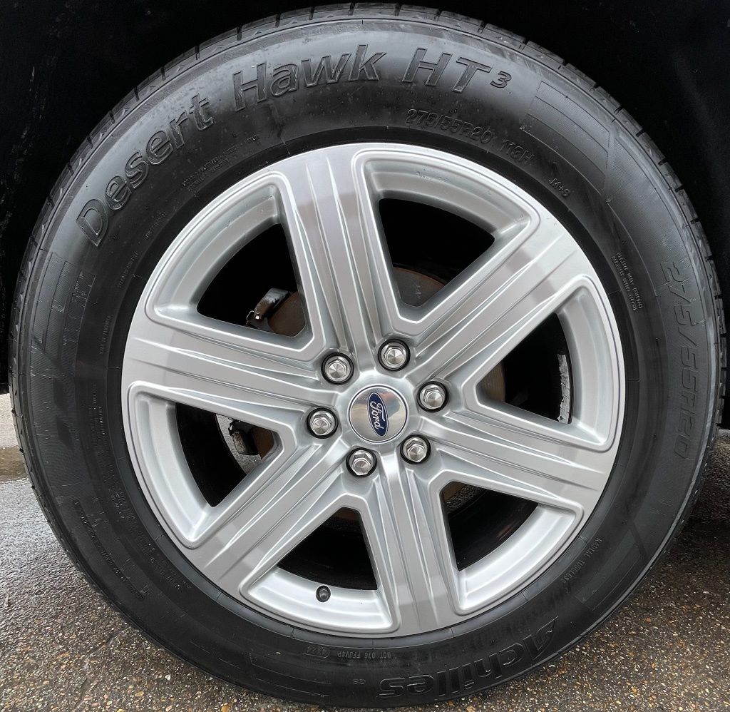 2019 Ford Expedition XLT Silver at Autostrade