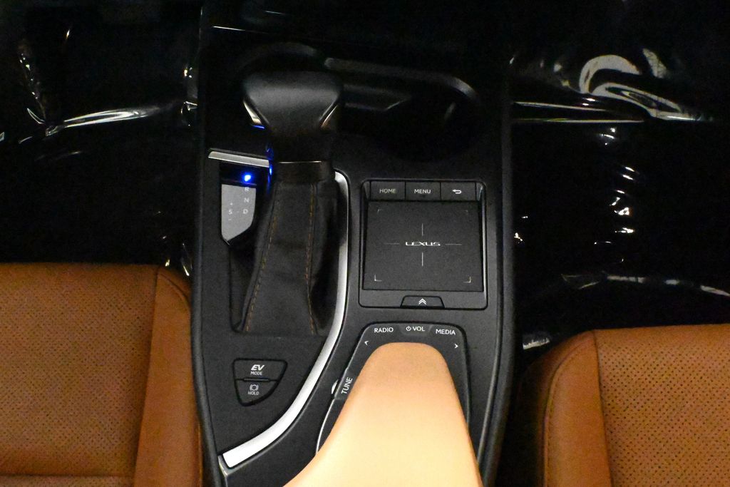 2020 Lexus UX 250h 26
