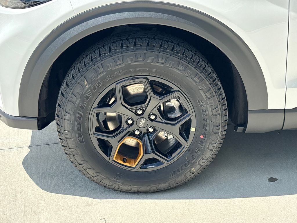 New 2026 White Ford Tremor image 11