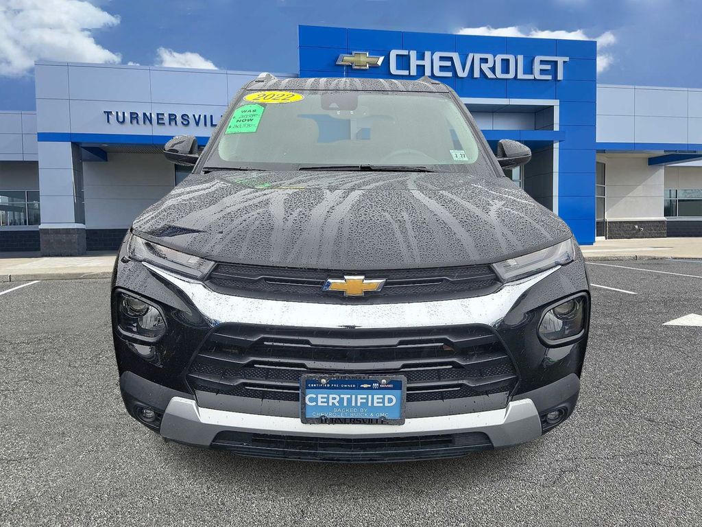 2022 Chevrolet TrailBlazer LT 2