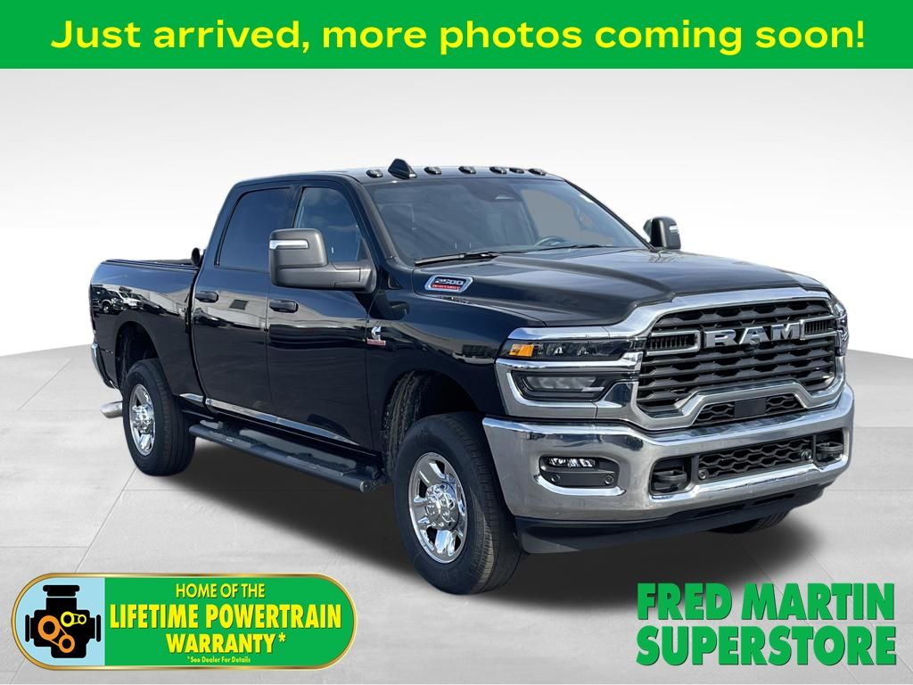 2025 RAM 2500 Tradesman Crew Cab 4WD
