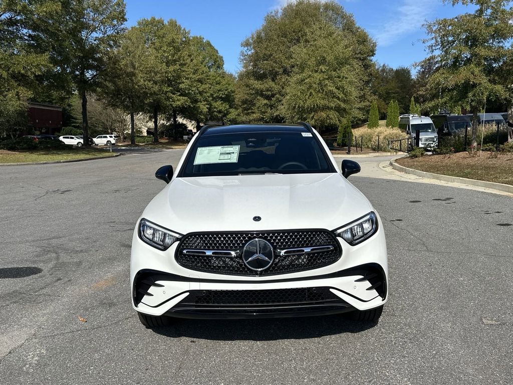 2025 Mercedes-Benz GLC GLC 300 3