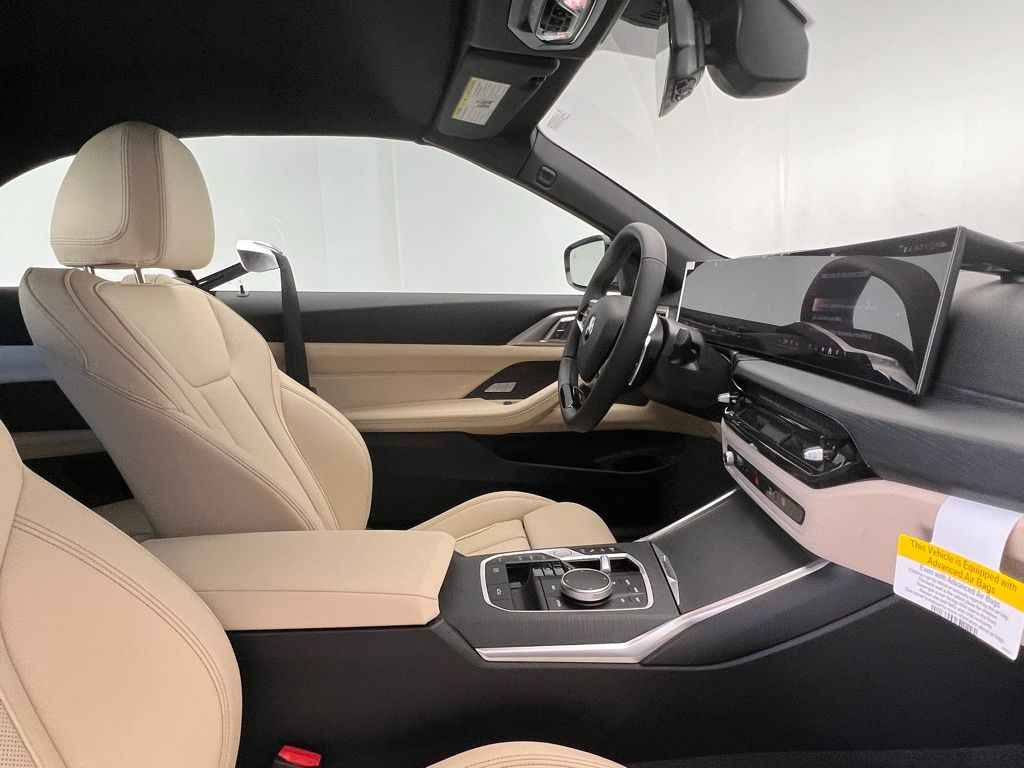 Thumbnail: 2026 BMW 4 Series - 10