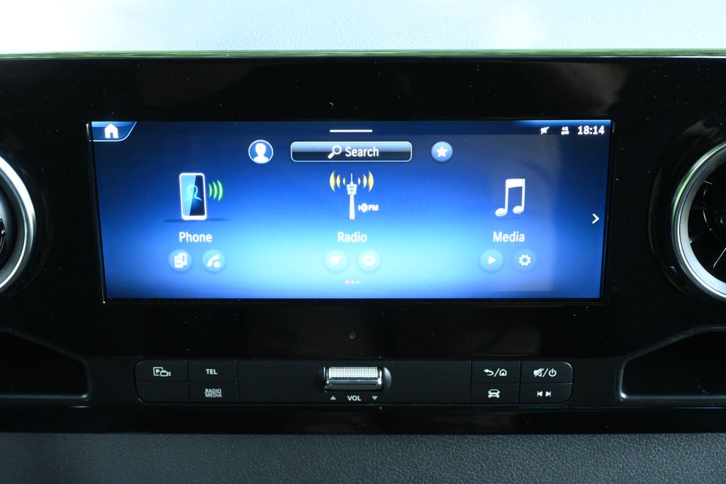 Thumbnail: 2025 Mercedes-Benz Sprinter - 21