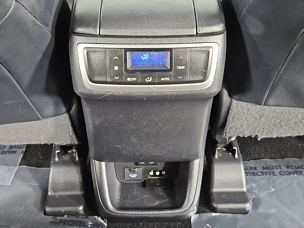 Thumbnail: 2017 Toyota Highlander - 25