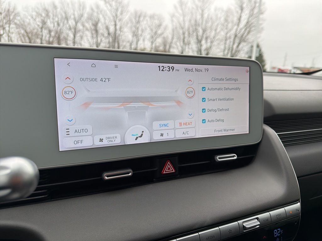 Thumbnail: 2024 Hyundai Ioniq 5 - 29