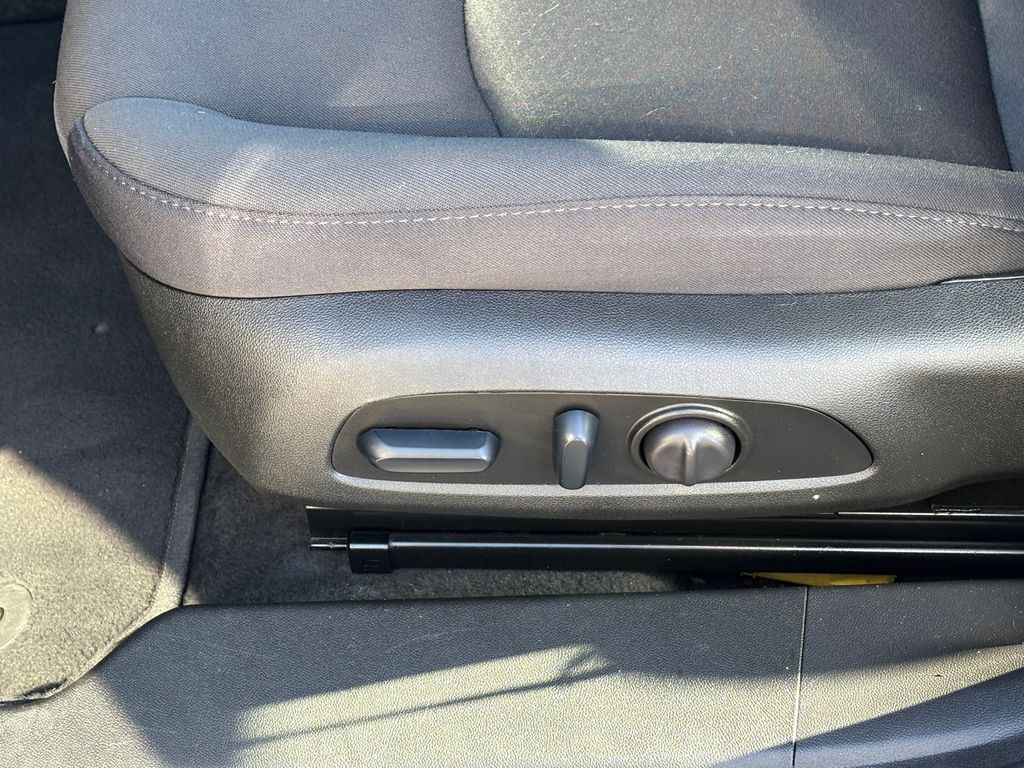 Used Car 2025 Chevrolet Malibu  Rs For Sale Under $25,000 In Austin, Texas