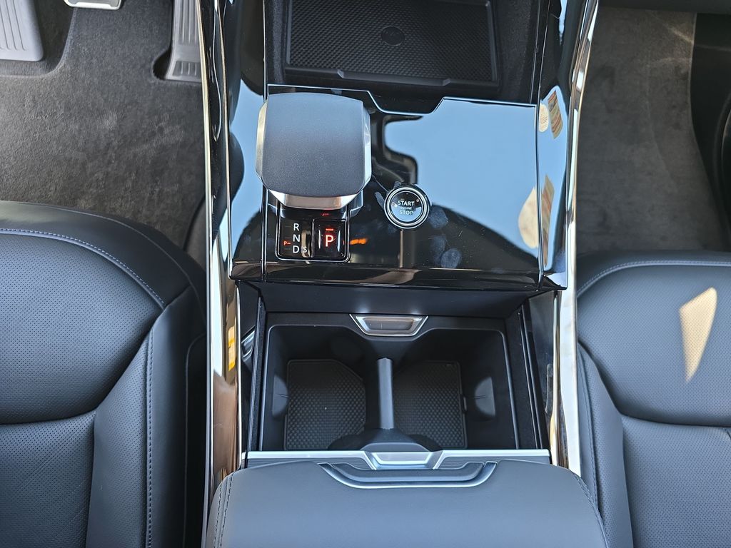 New 2026 Gray Land Rover Dynamic SE image 26
