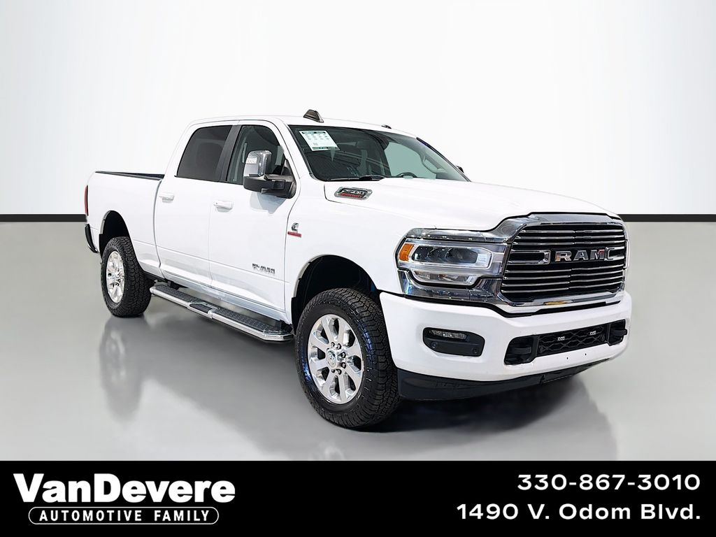 Bright White Clearcoat 2023 RAM 2500 Pickup Truck Four-Wheel Drive 6-Speed Automatic