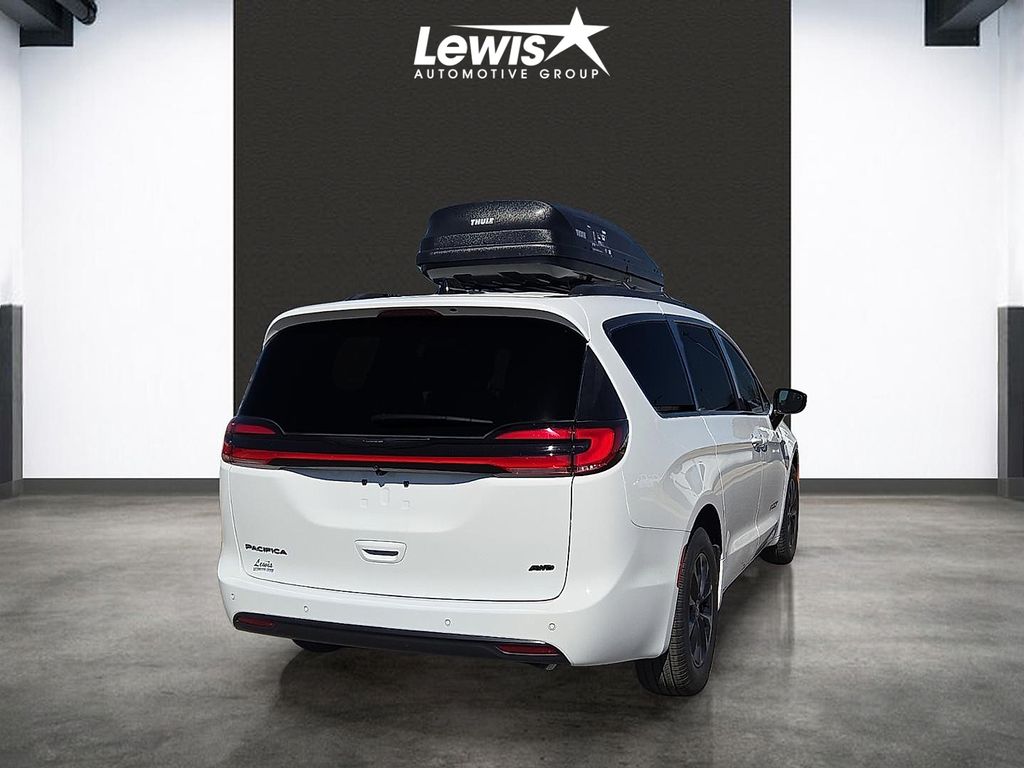 New 2026 Chrysler Pacifica For Sale in Farmington, AR