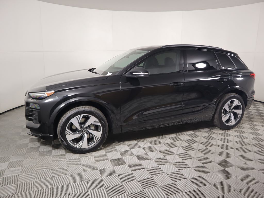 2025 Audi Q6 e-tron Premium 8