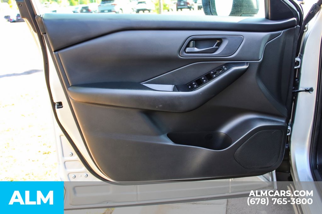 Used 2024 Silver Nissan S image 37
