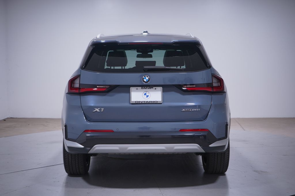 Thumbnail: 2023 BMW X1 - 5