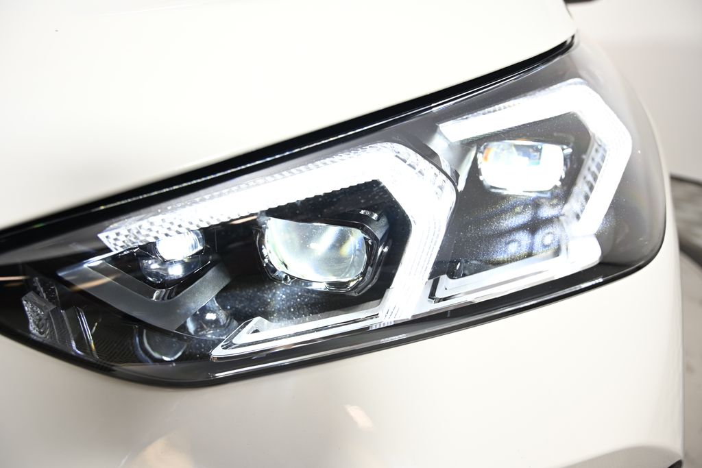 Thumbnail: 2026 BMW X1 - 9