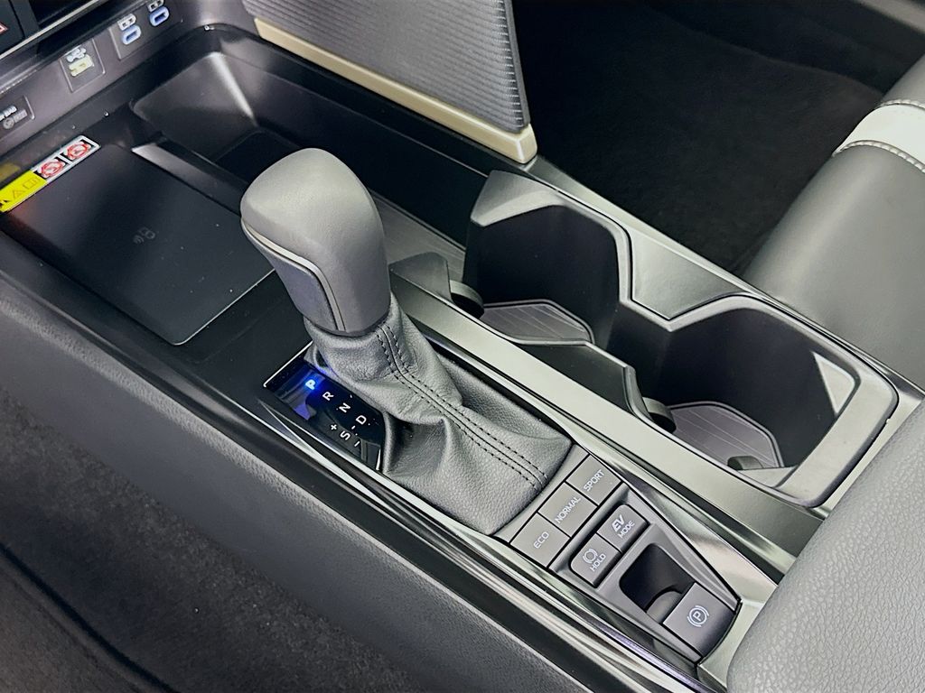 Thumbnail: 2026 Toyota Camry - 16