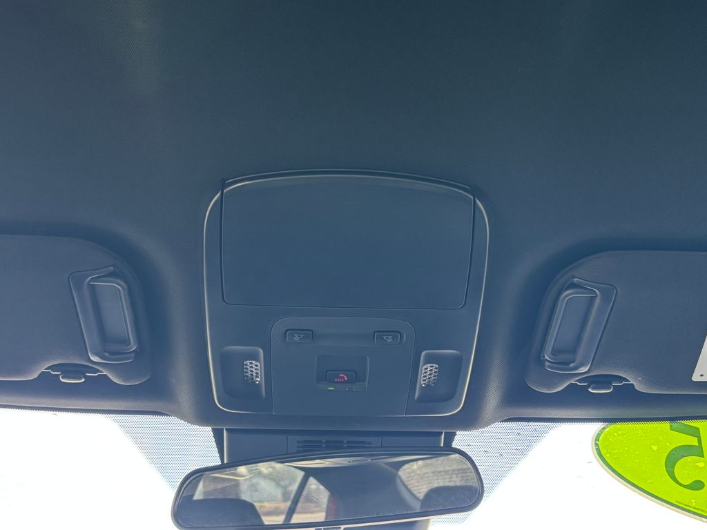 Thumbnail: 2025 Toyota Camry - 21