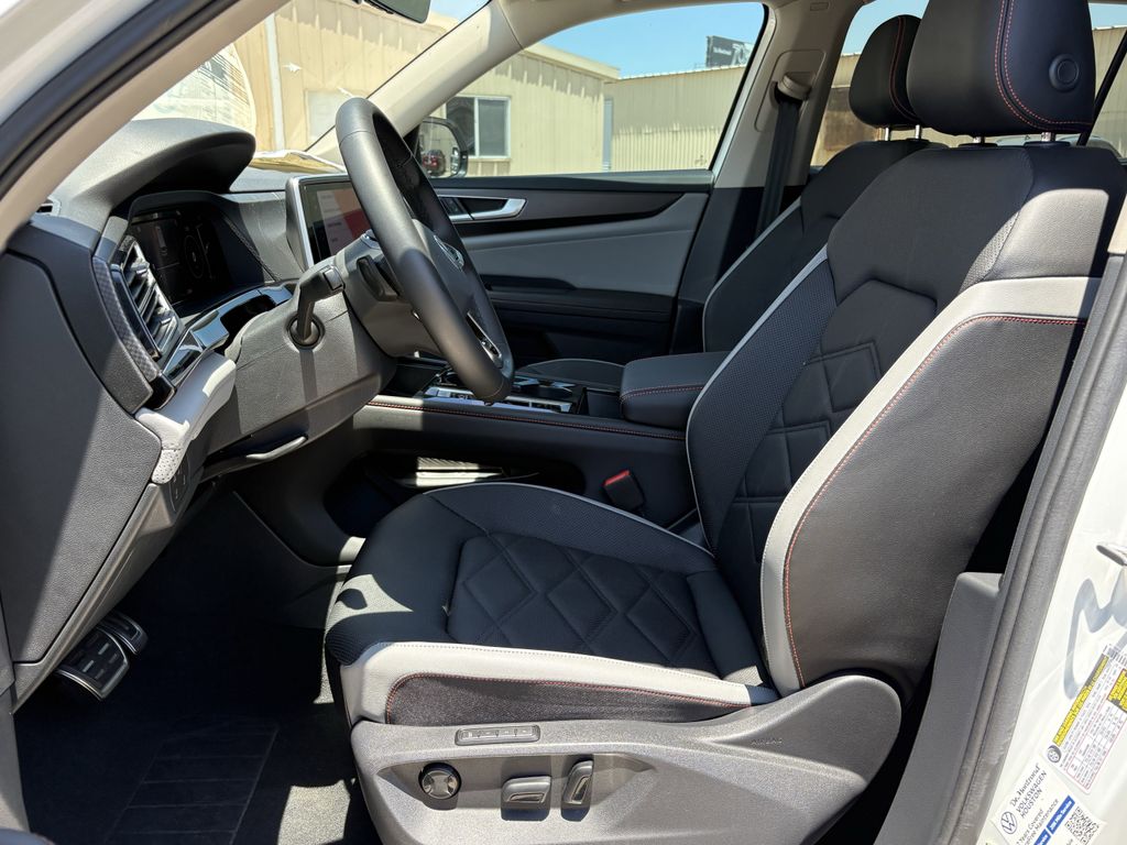 2024 Volkswagen Atlas 2.0T Peak Edition SEL White at DeMontrond Gulf Freeway