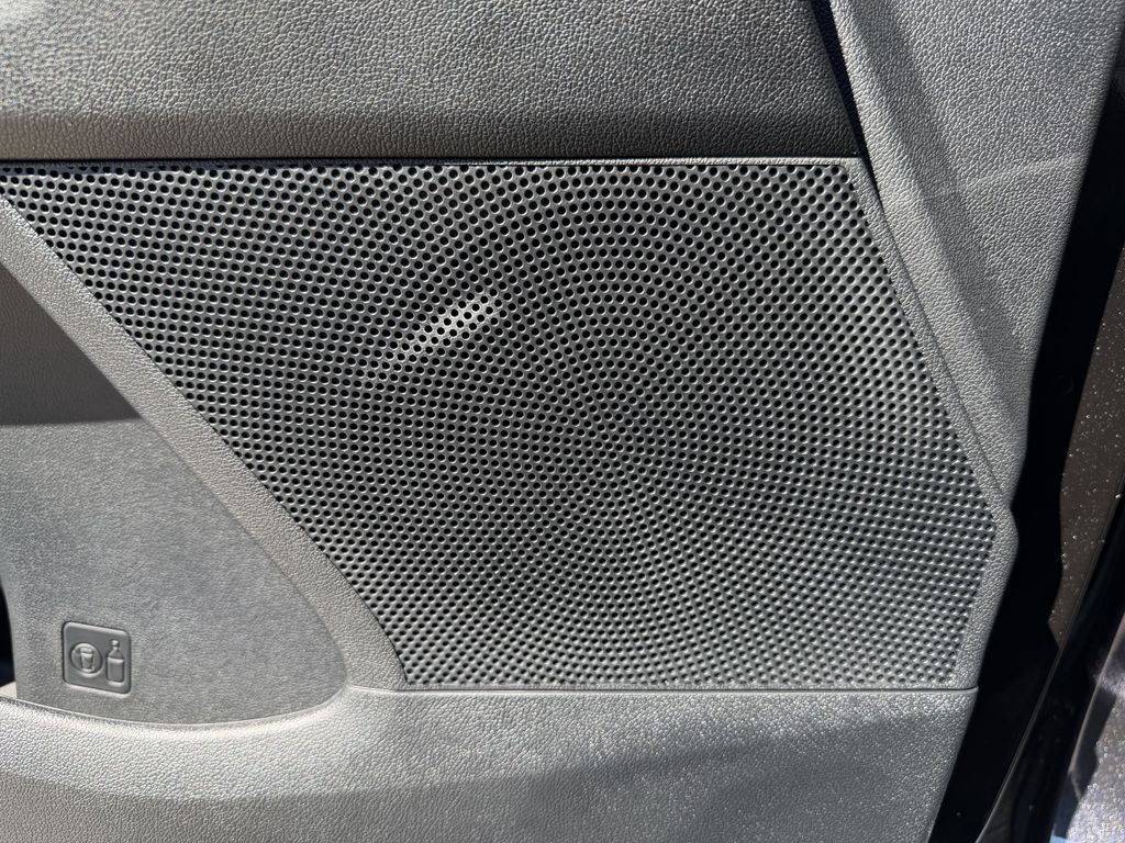 new 2026 Kia Sorento car, priced at $31,354