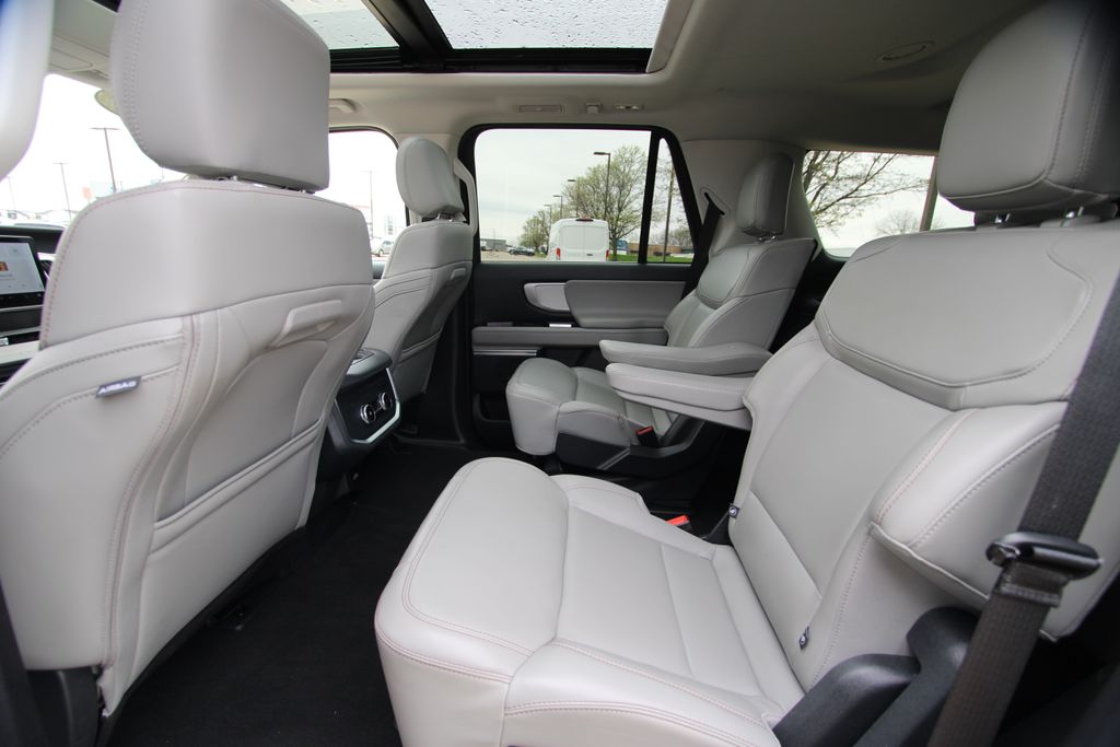Used 2025 Ford Expedition SUV