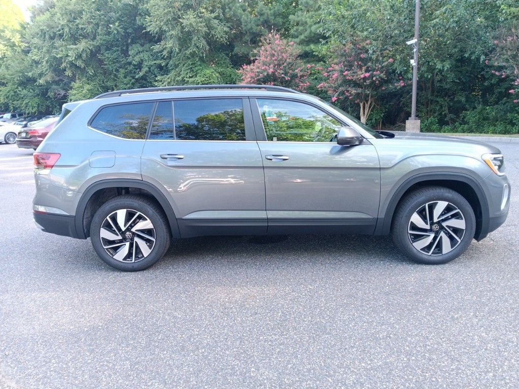 2024 Volkswagen Atlas 2.0T SE w/Technology 6