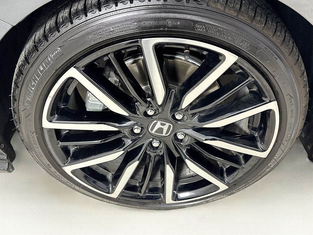 Used Car 2025 Honda Accord Hybrid  Touring For Sale Under $35,000 In Austin, Texas