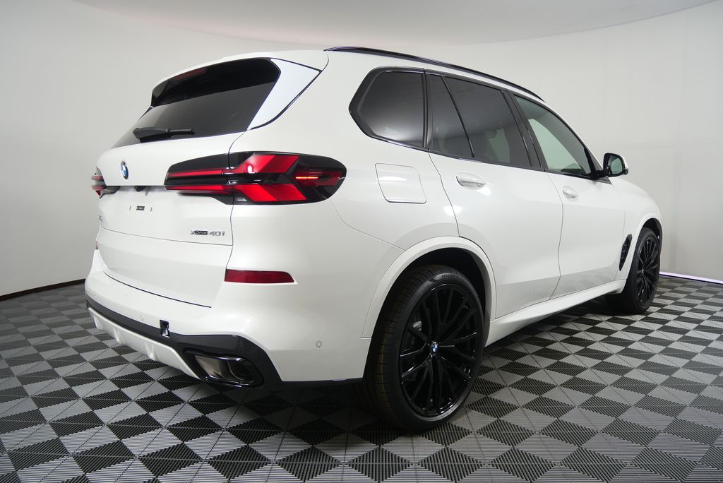 Thumbnail: 2026 BMW X5 - 3