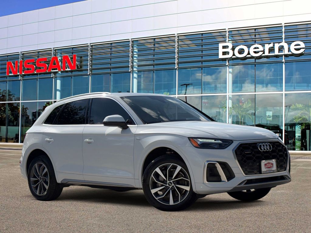 Glacier White 2024 Audi Q5 SUV / Crossover All-Wheel Drive 7-Speed Automatic