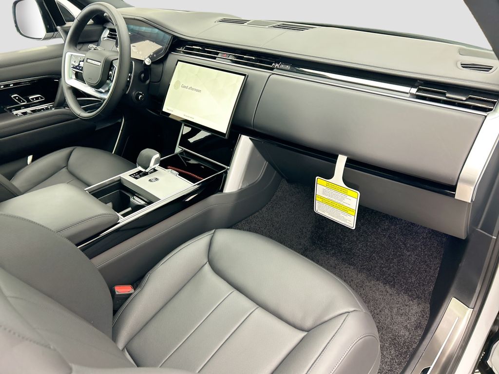 Thumbnail: 2026 Land Rover Range Rover - 16